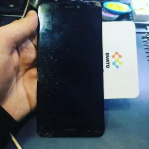 Huawei Kirik Ekranlar